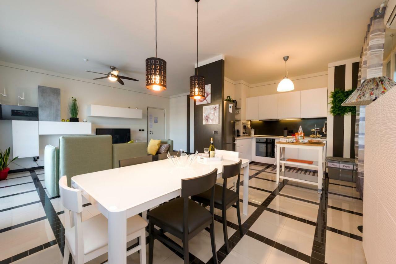 Villa Azdora Пескиера дел Гарда Екстериор снимка