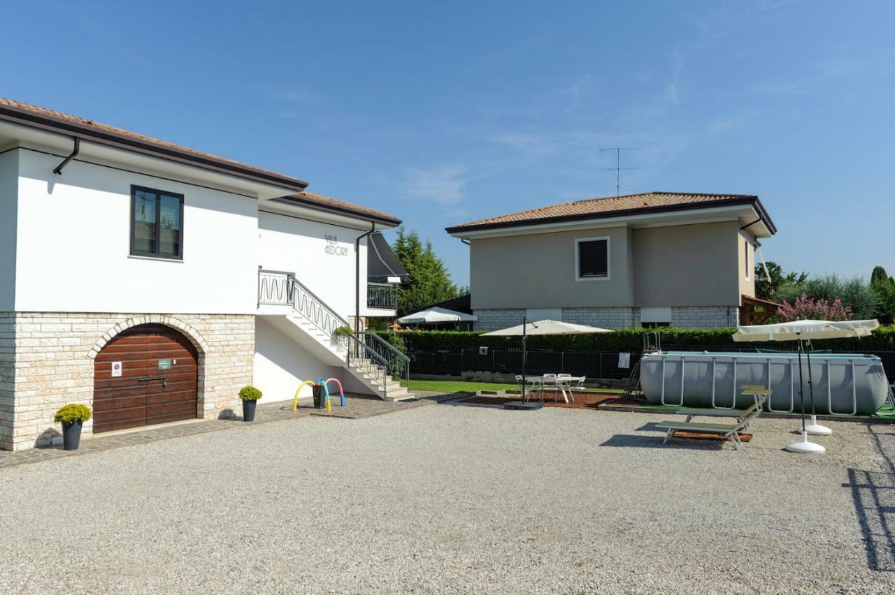 Villa Azdora Пескиера дел Гарда Екстериор снимка